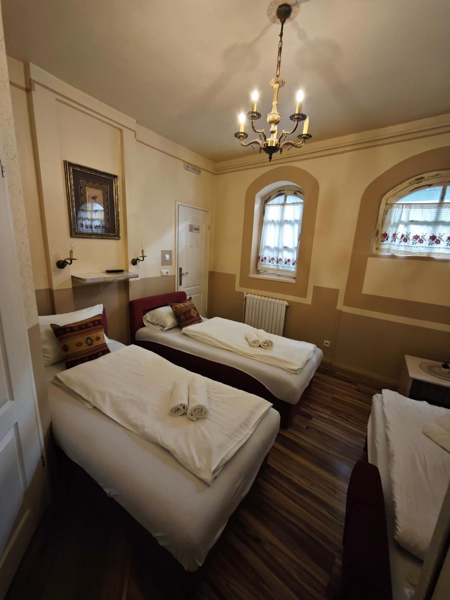 Guesthouse Yildiz Sarajevo Extérieur photo