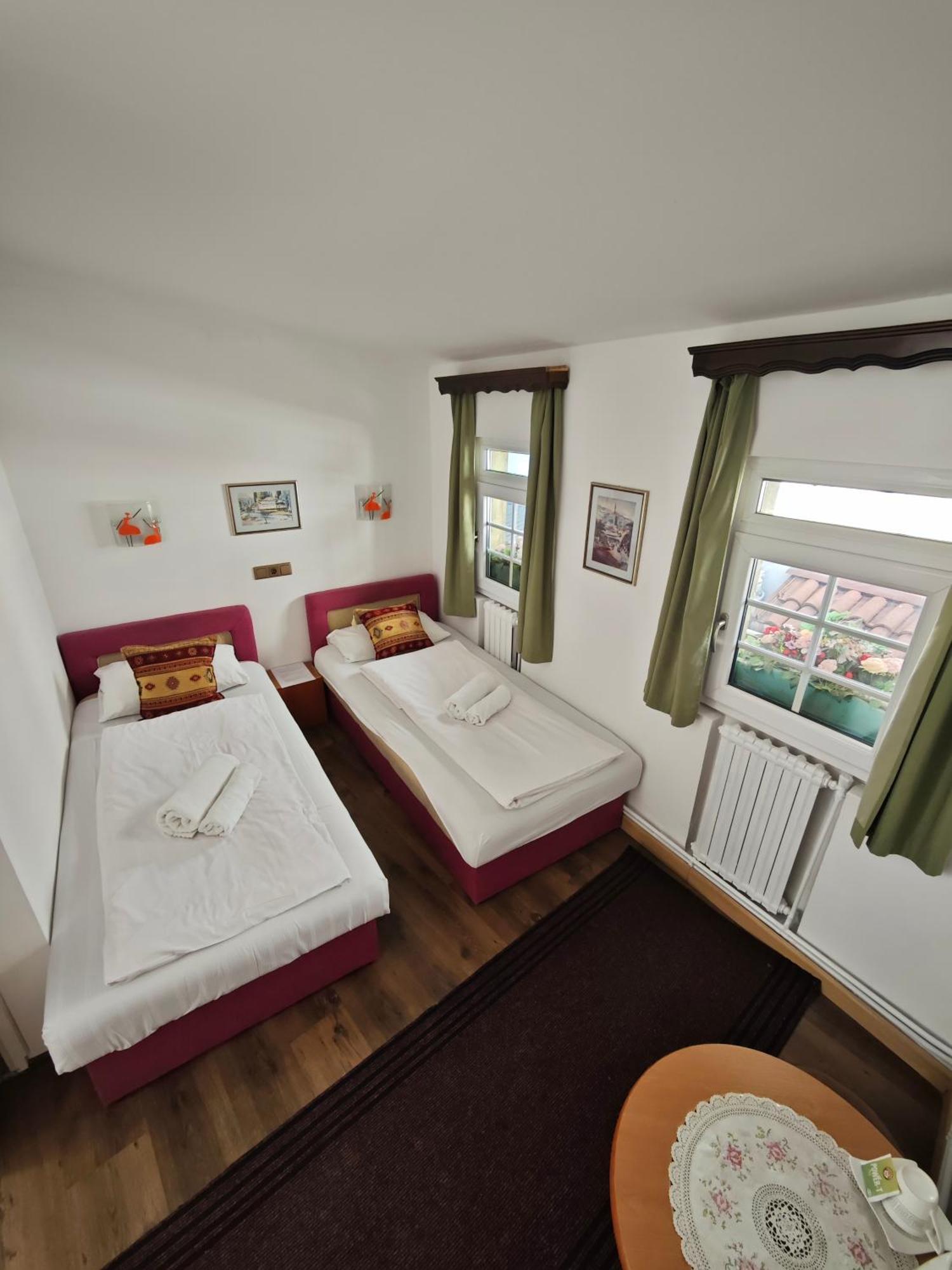 Guesthouse Yildiz Sarajevo Extérieur photo